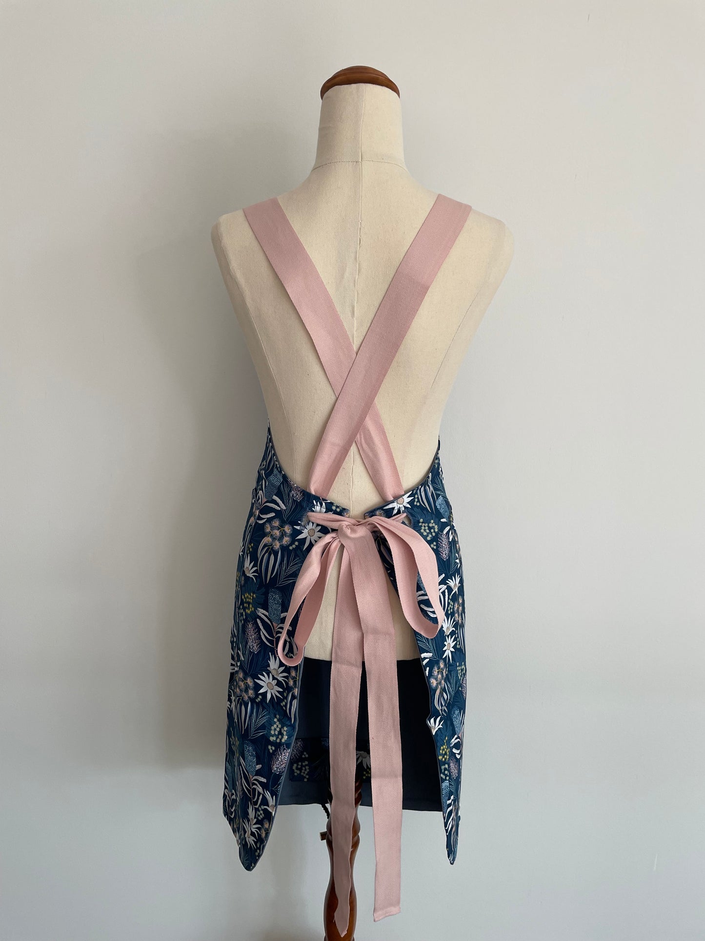 Harvest Apron Banksia Flannel Flower, Garden Apron