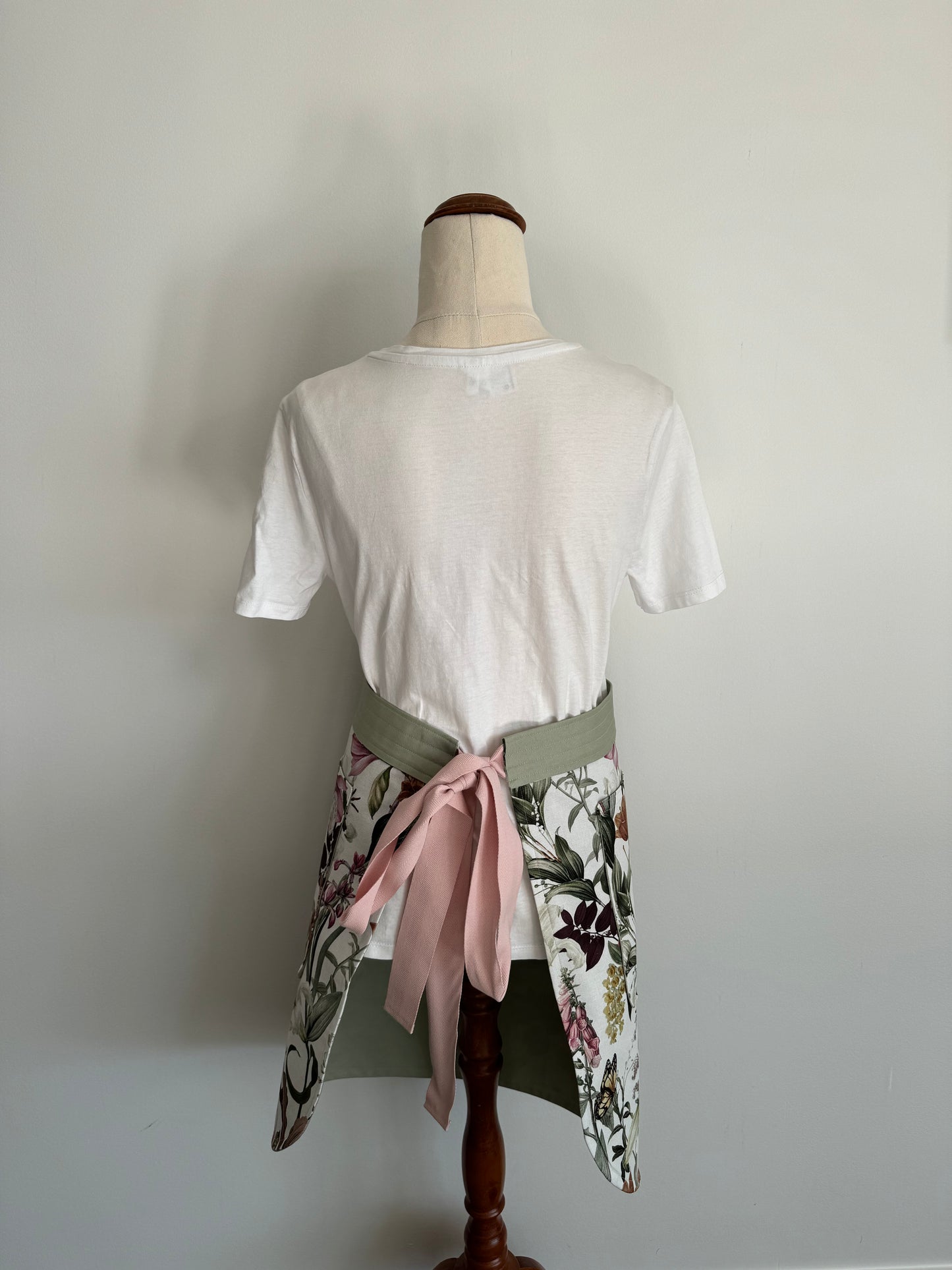 Lily Floral Waist Apron