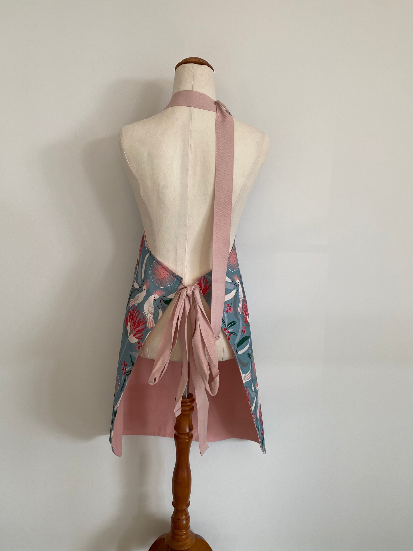 Kitchen Apron White Cockatoo