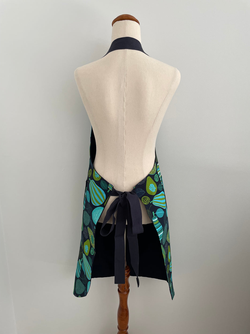 High-Quality Kitchen/Cooking Aprons - Protection and Style – Aproned