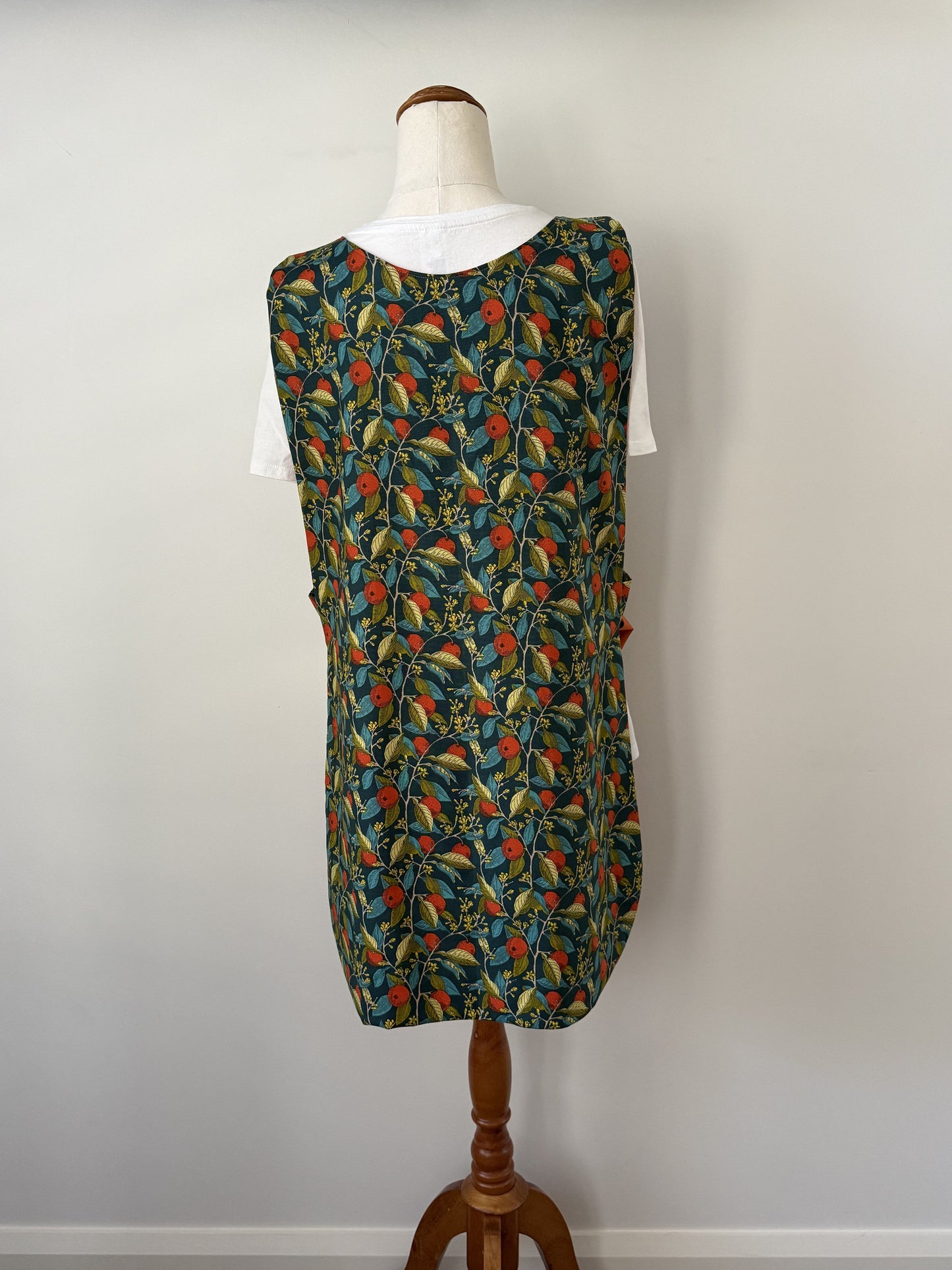 Citrus Vine Pinny back