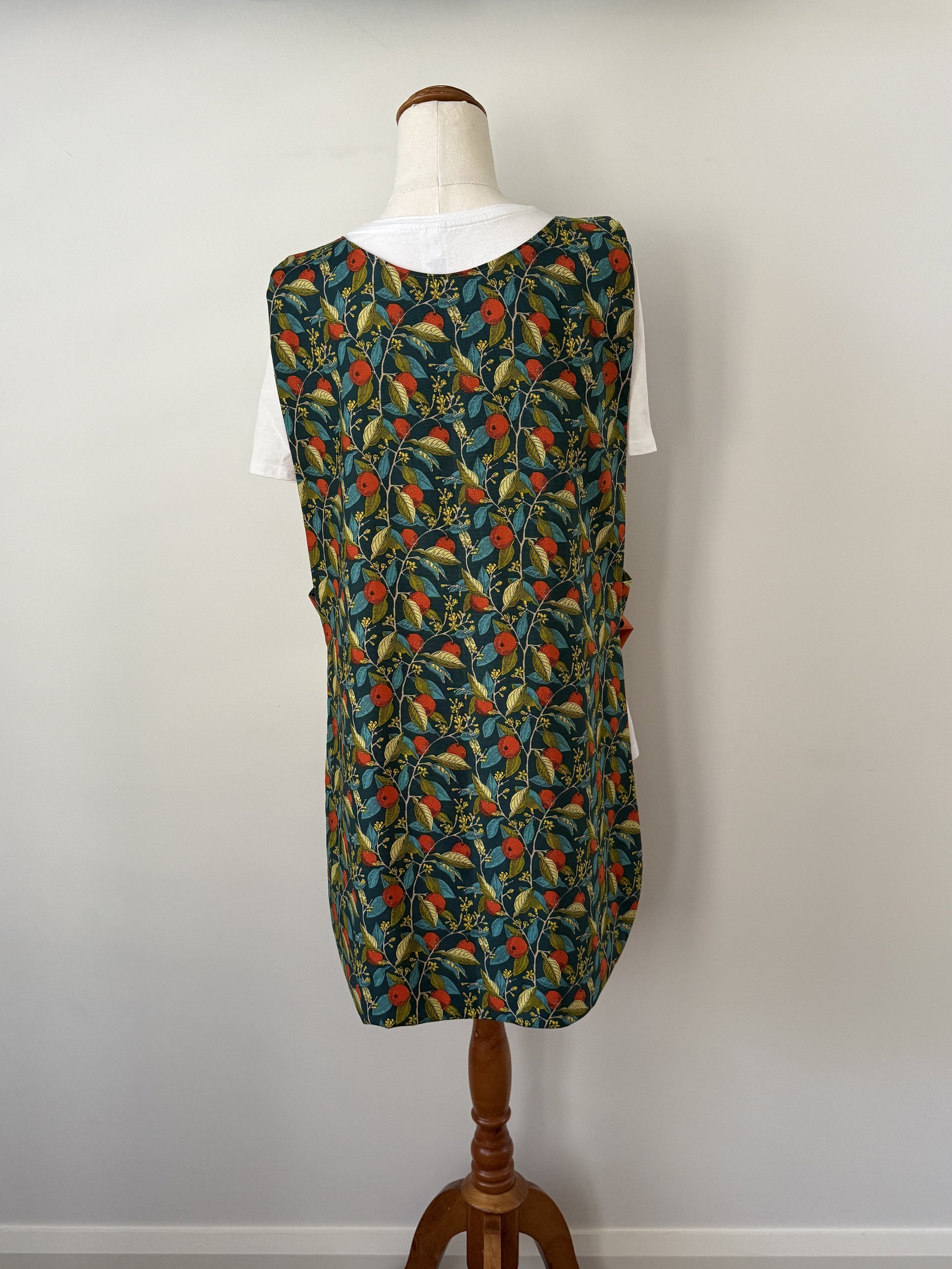 Citrus Vine Pinny back