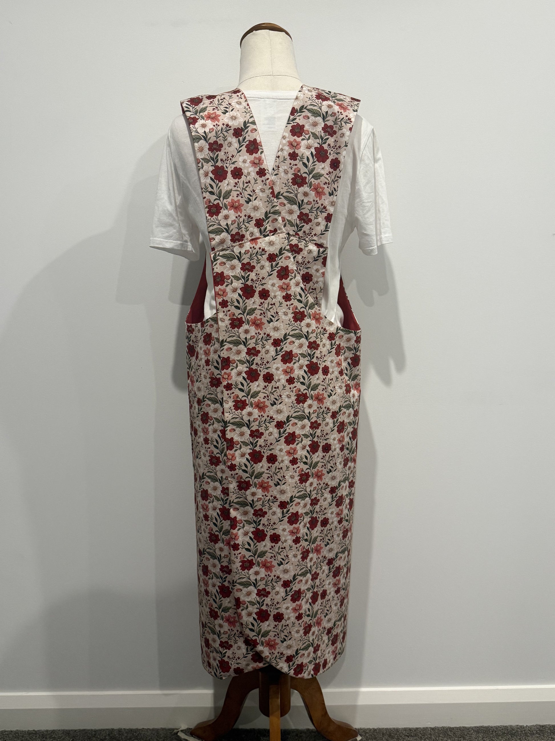Pink, Red and White Flowers Wrap Around back