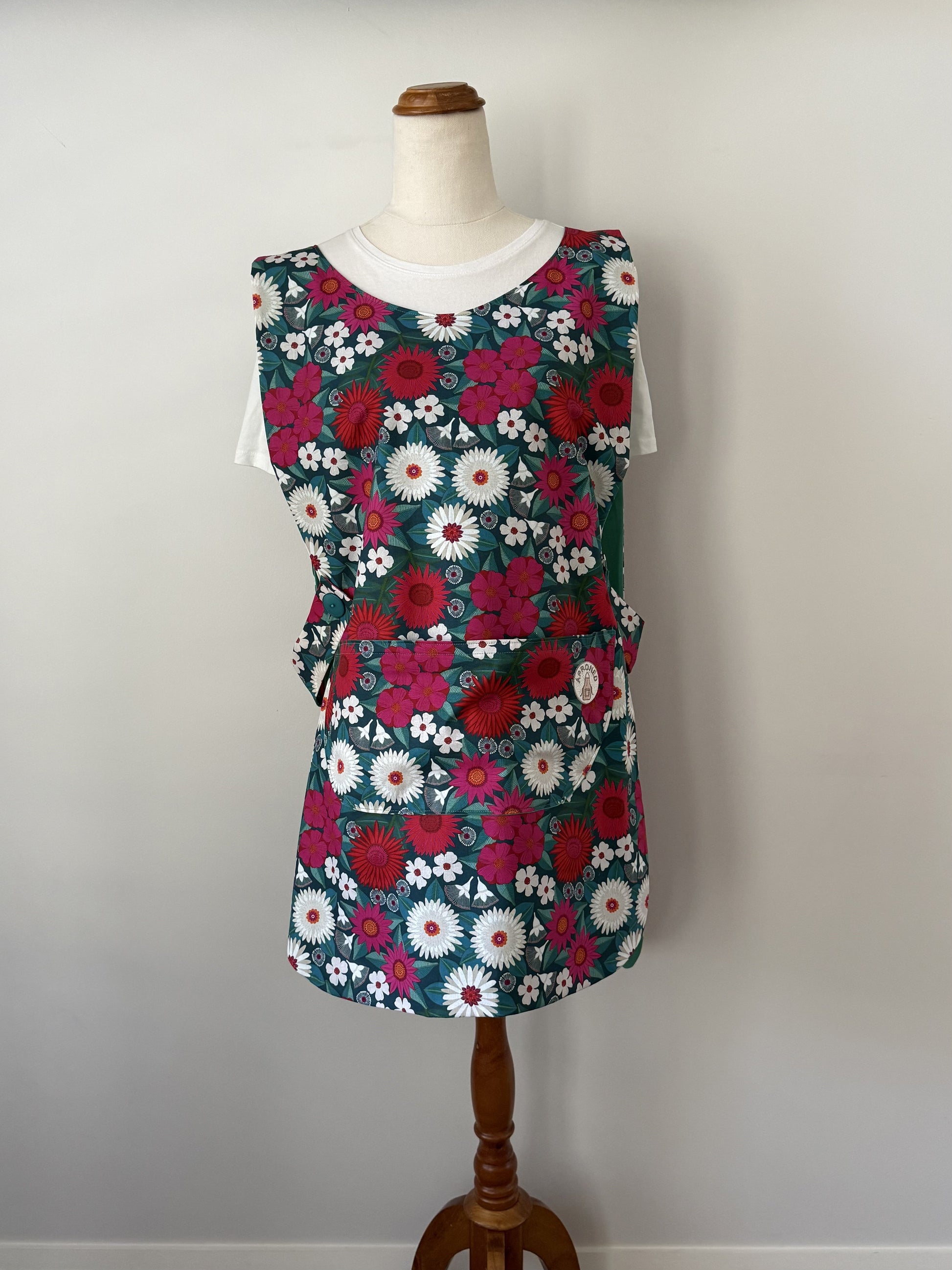 Tropical Flora Pinny front