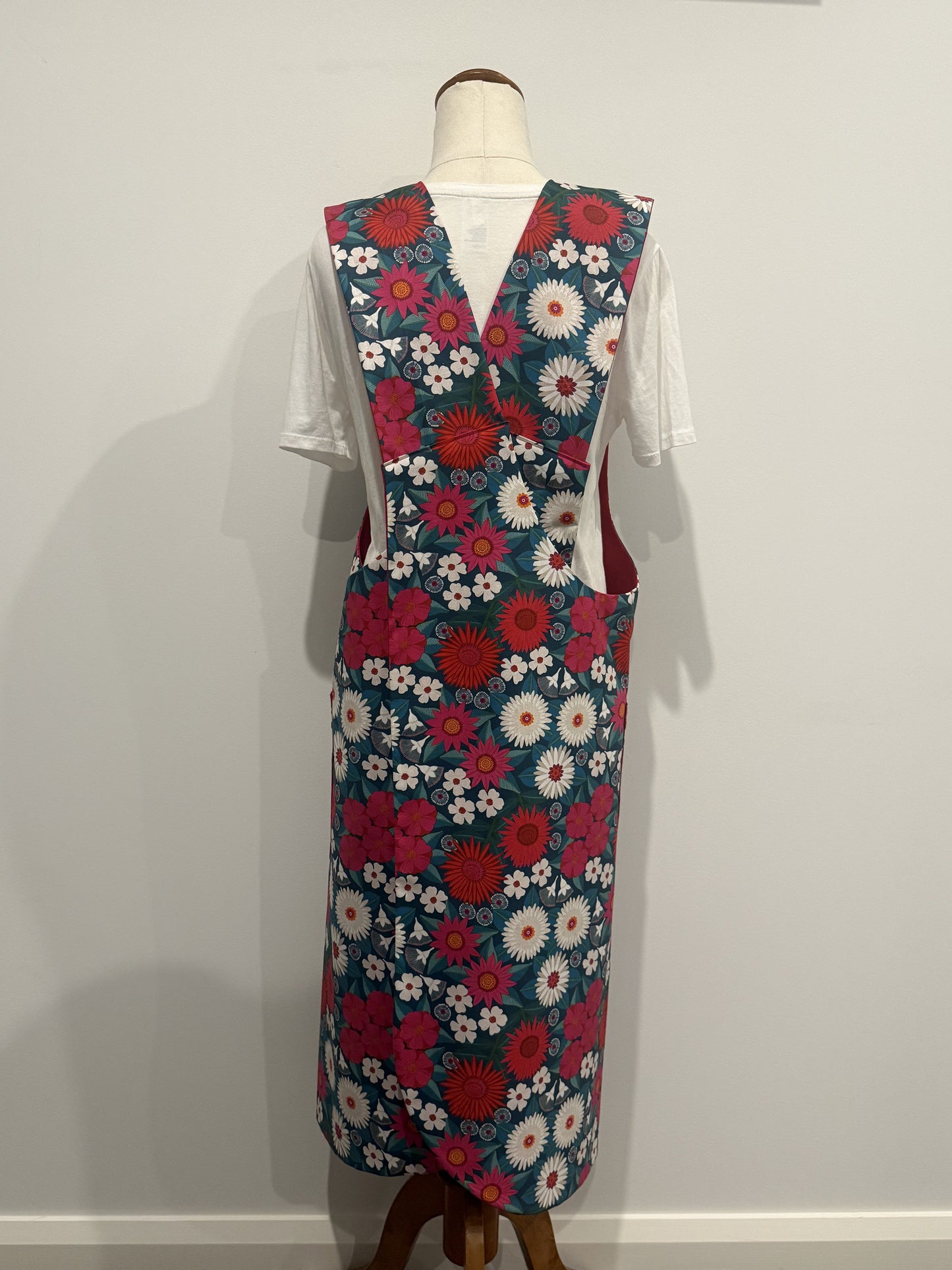Tropical Florals Wrap Around back