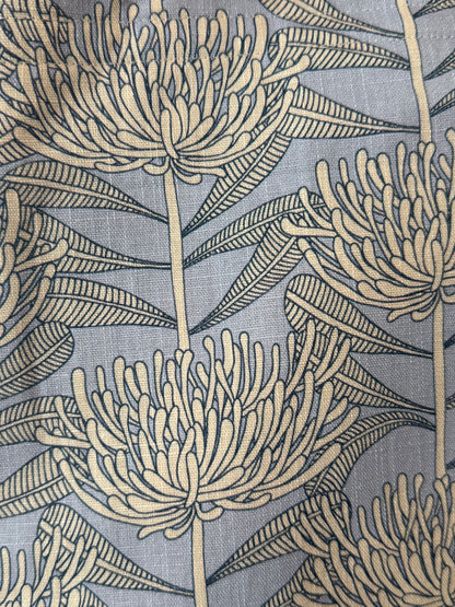 Waratah Peg