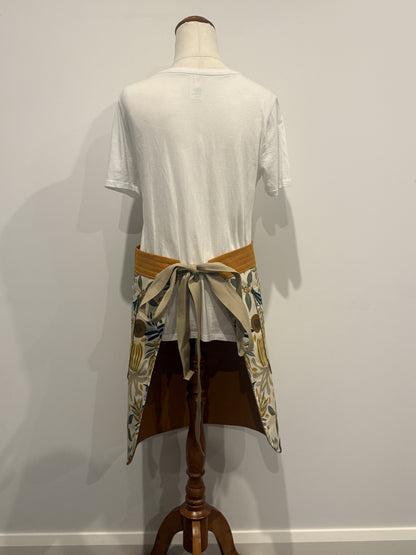 Wattle Bird Waist Apron back