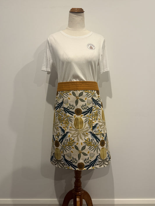 Wattle Bird Waist Apron front